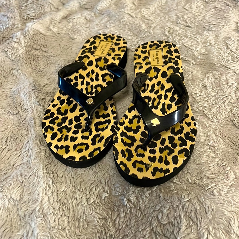 Kate Spade flip flops size 8
